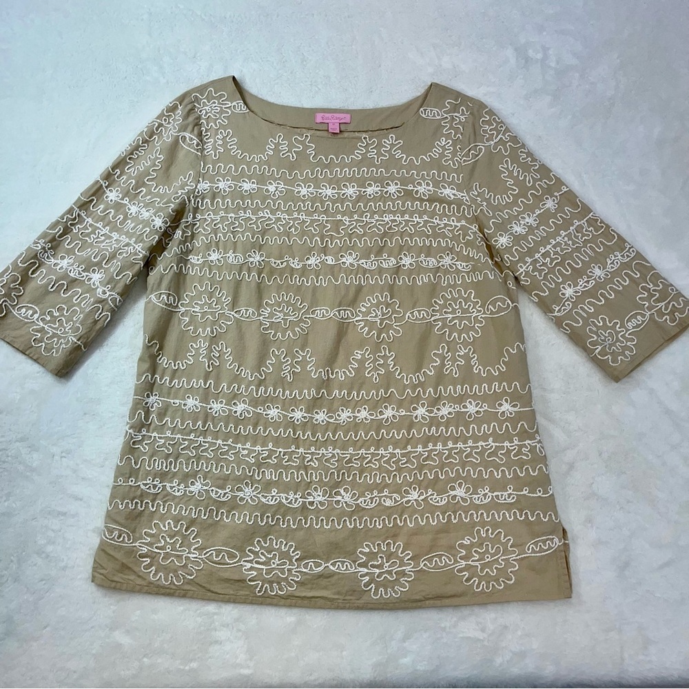 LILLY PULITZER Yasmine Embroidered Tunic Top Size 10 Beige White 100% Cotton